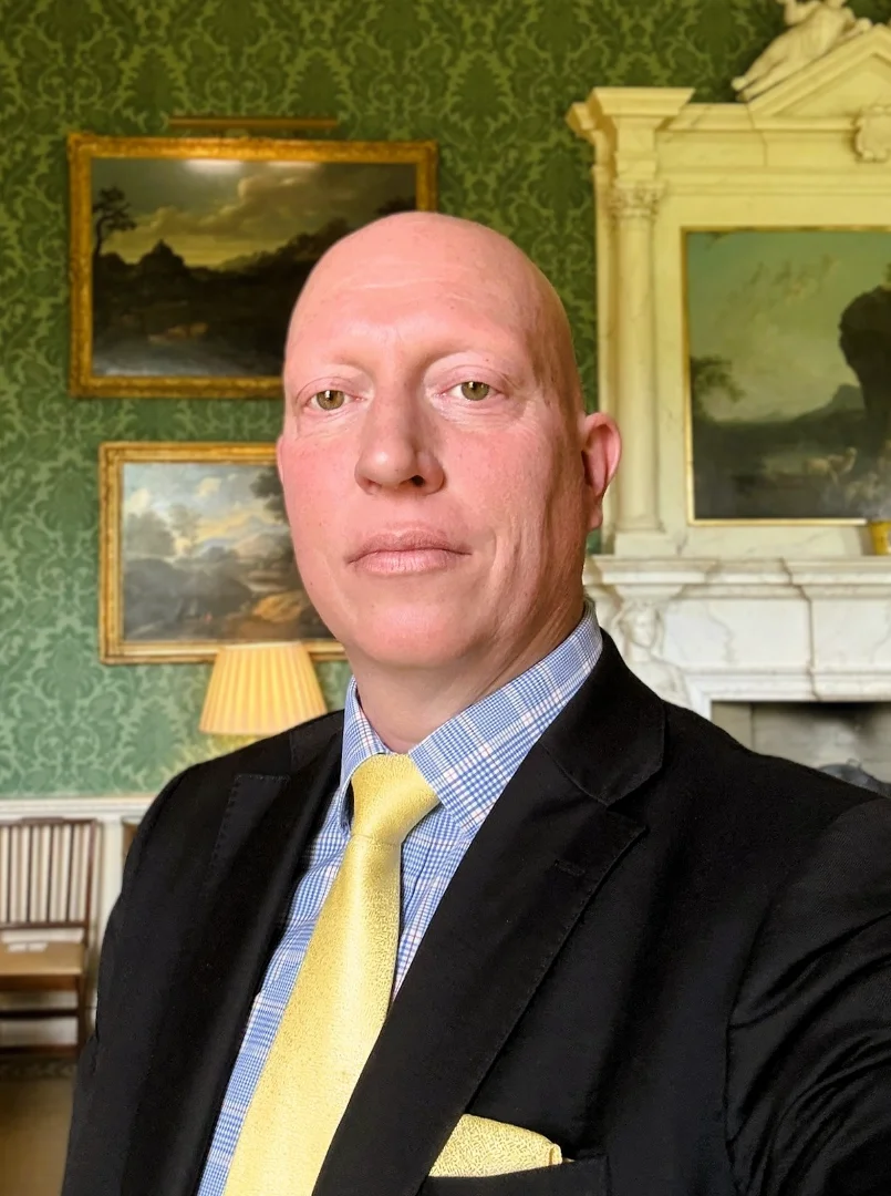 Robert Bone - Magician